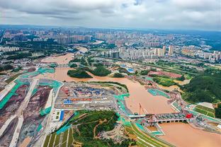 执教11个赛季见证颜骏凌300场，海港门将教练：我深感荣幸