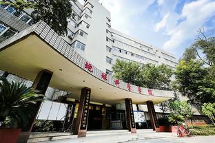 这次如何？曼联最近4次联赛做客安菲尔德都没有取得进球